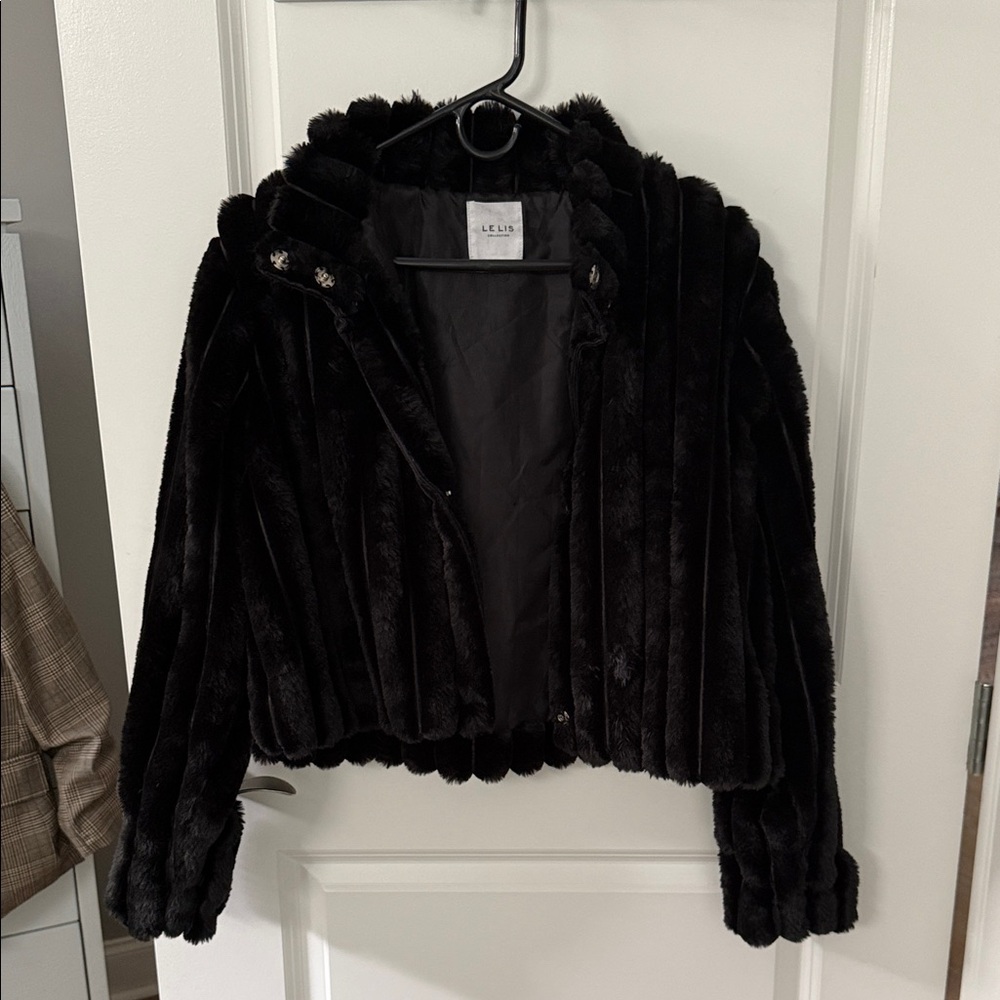 Le Lis Black Teddy Jacket